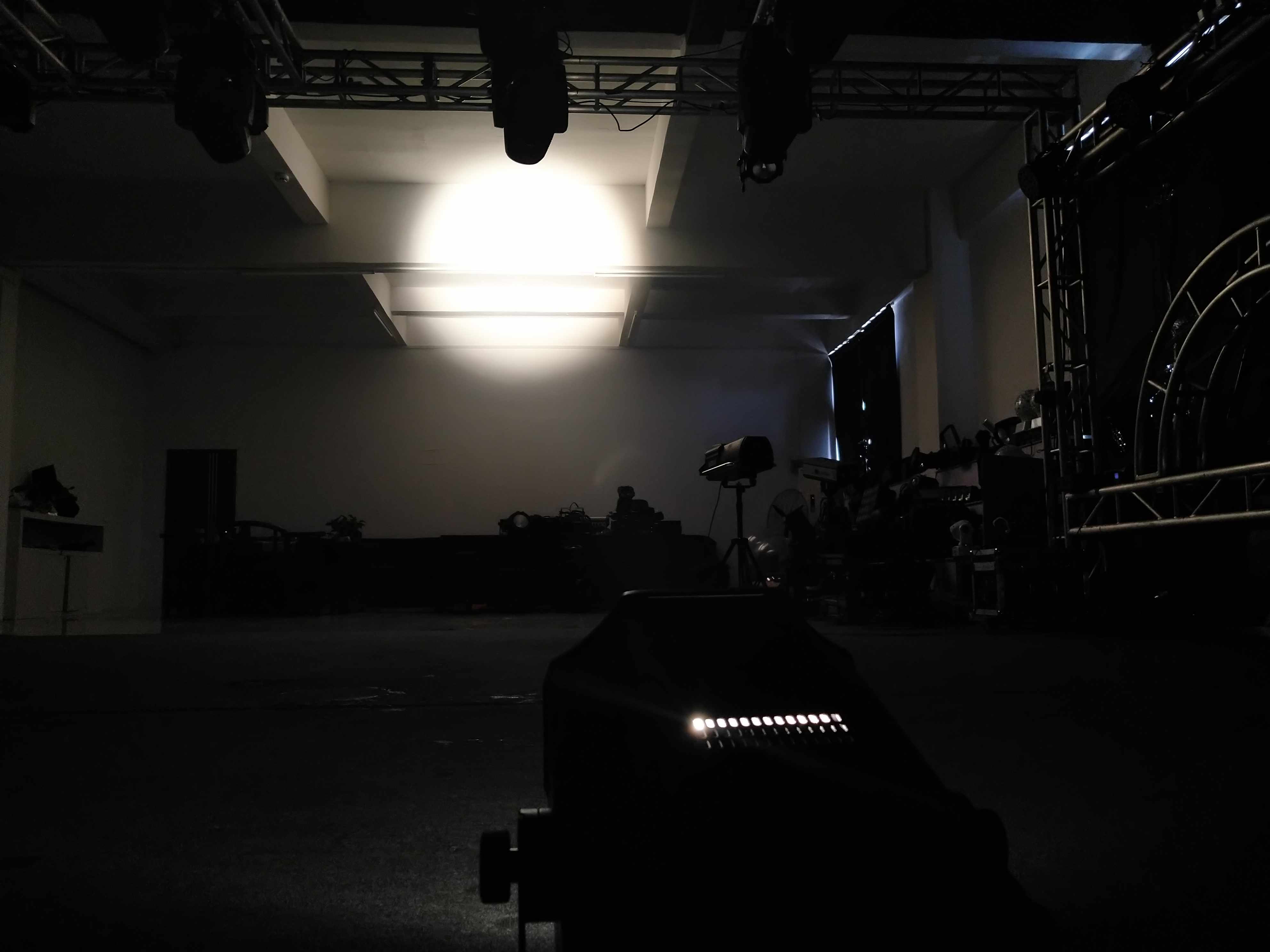 MA YA BAO 100w COB blinder with zoom function LED Par Light image1